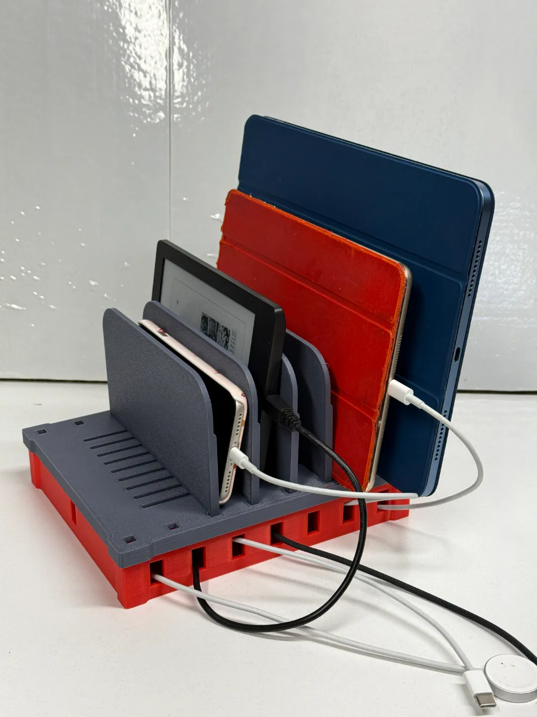 Multi-Device Charging Station — photo 2