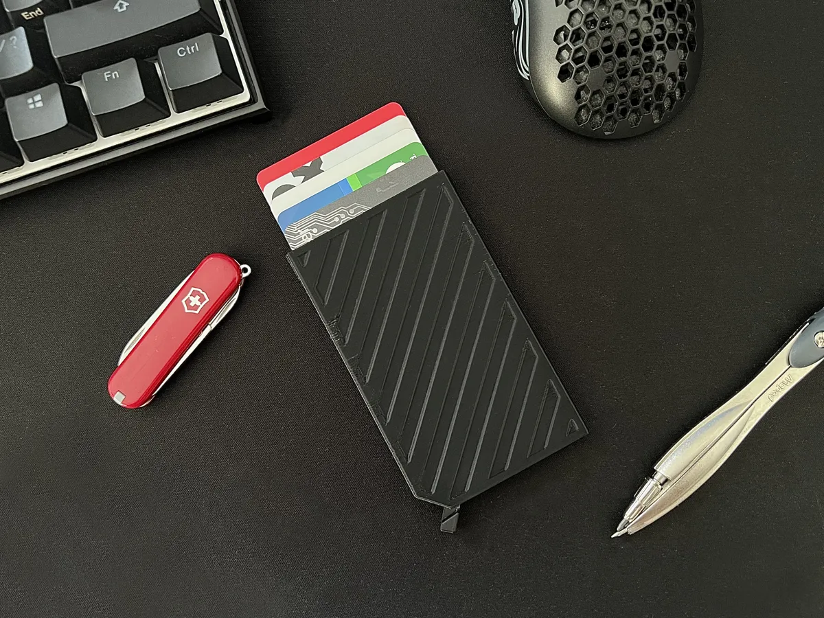 Pop-Up Card Wallet
