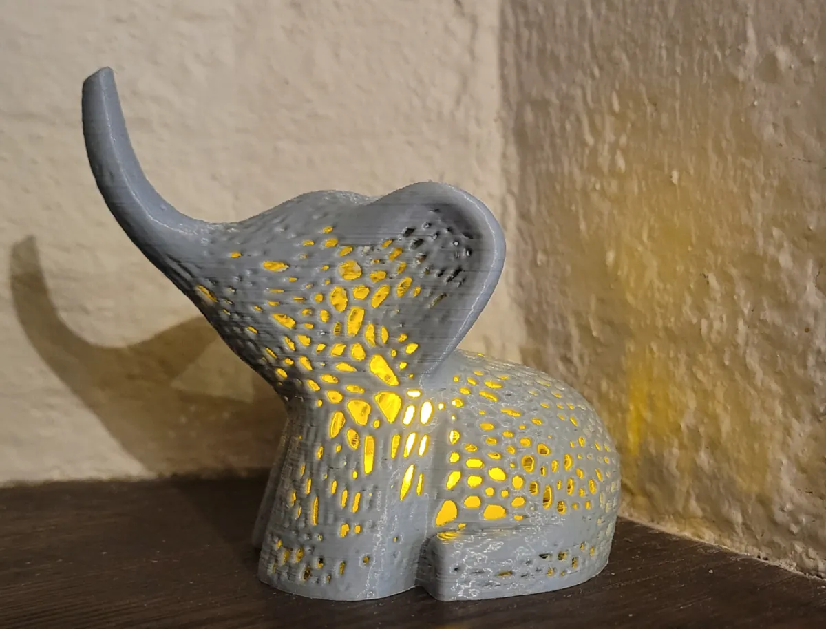 Voronoi Elephant Tealight Holder
